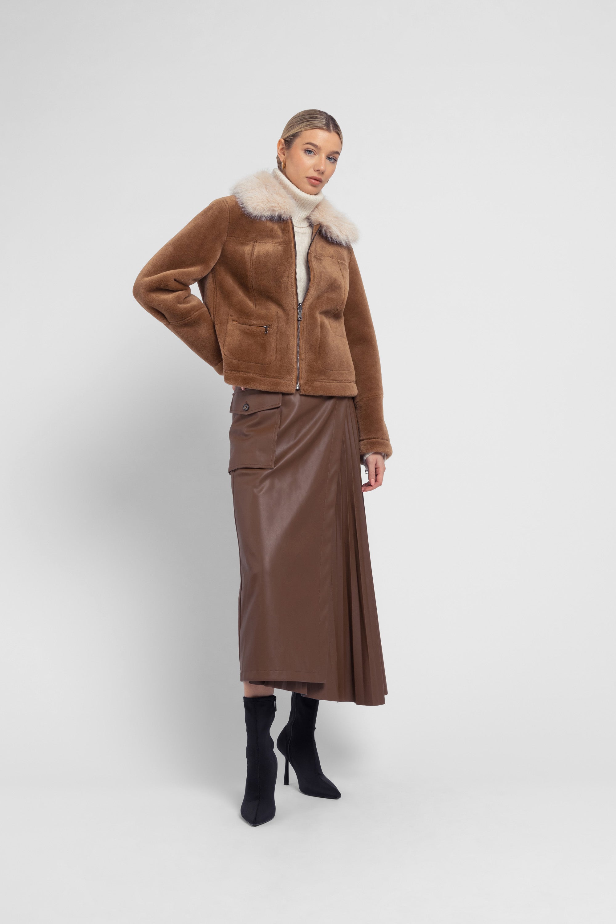 Urbancode faux fur outlet coat with collar