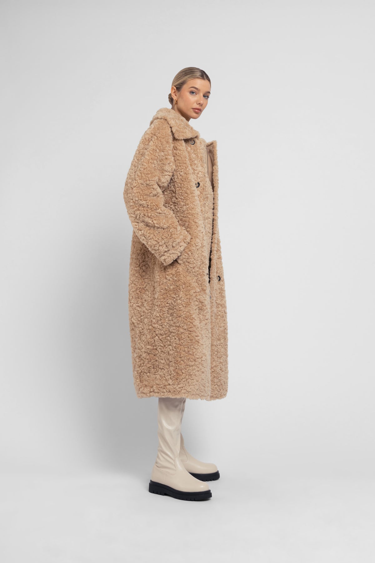 Reversible shower-proof Trench coat in Camel