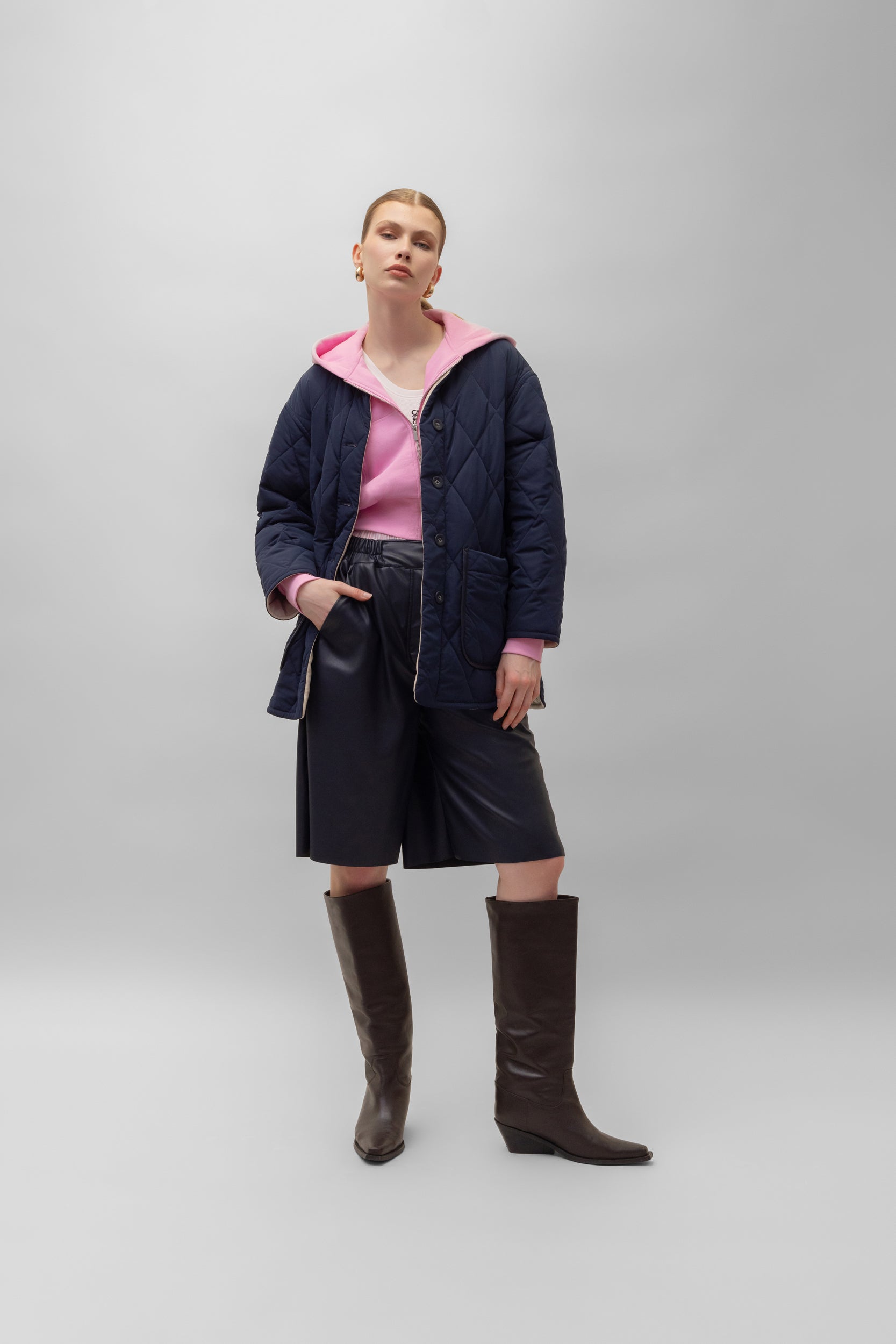 Reversible Quilted Jacket in Navy/Bone