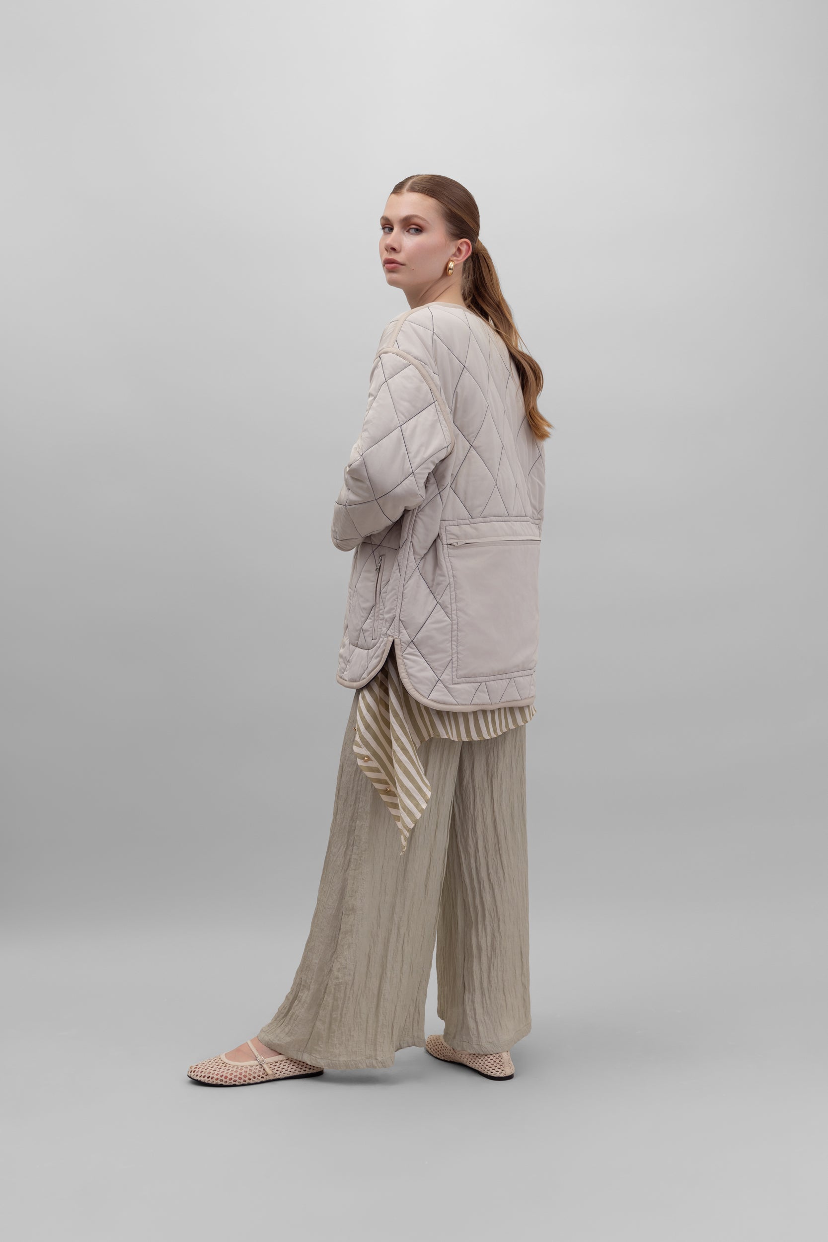 Reversible Quilted Jacket in Navy/Bone