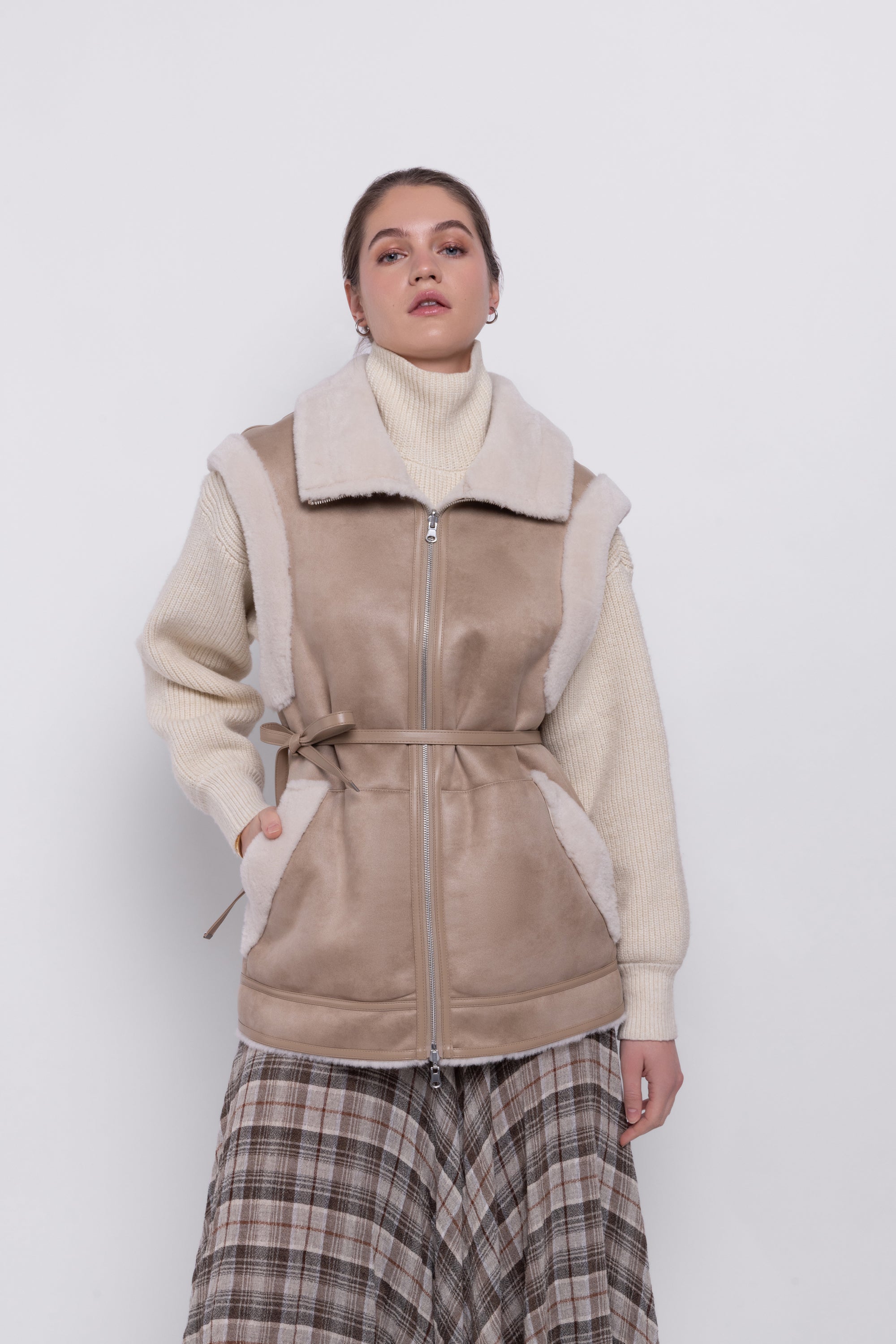 Reversible Gilet in Rice