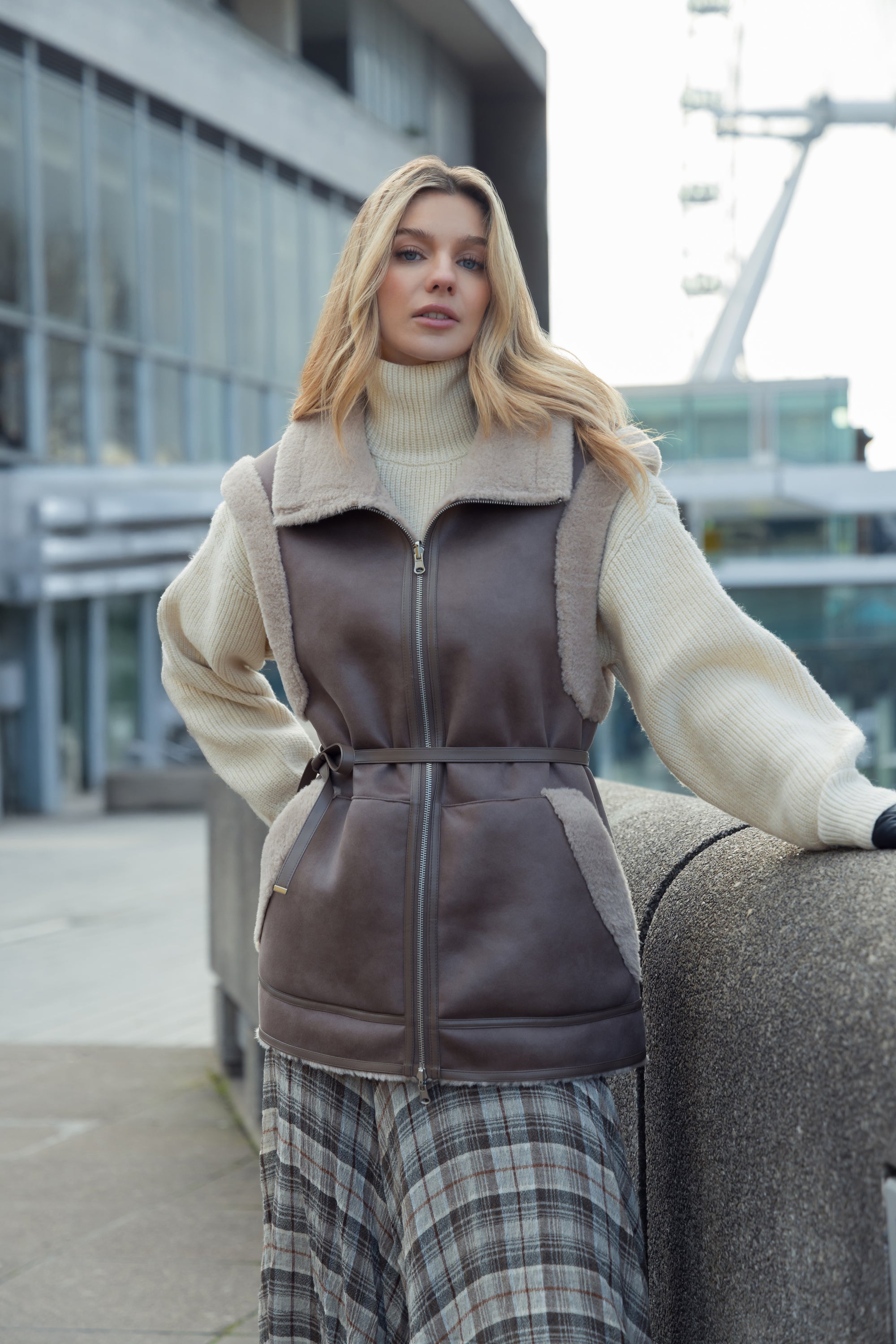 Reversible Gilet in Taupe