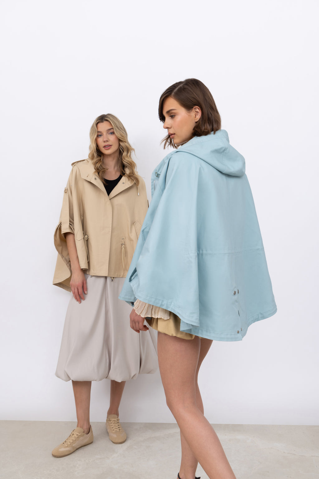 Shower Resistant Cape in Sky