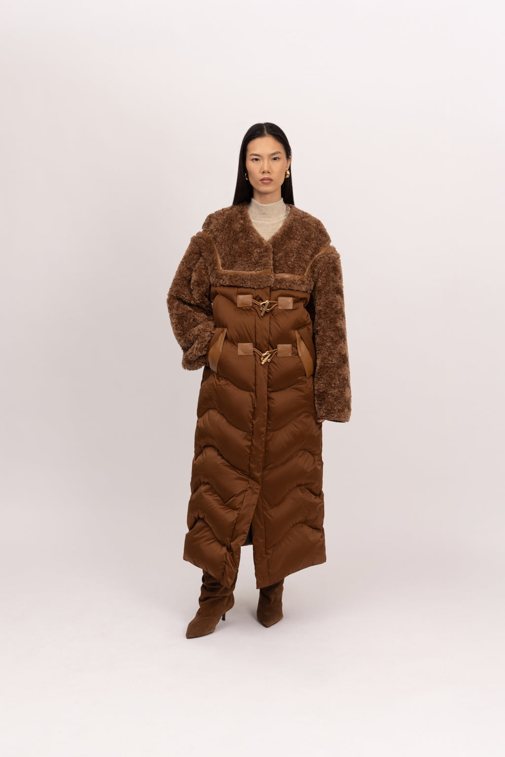 Merino Puffer Longline Gilet in Cinnamon