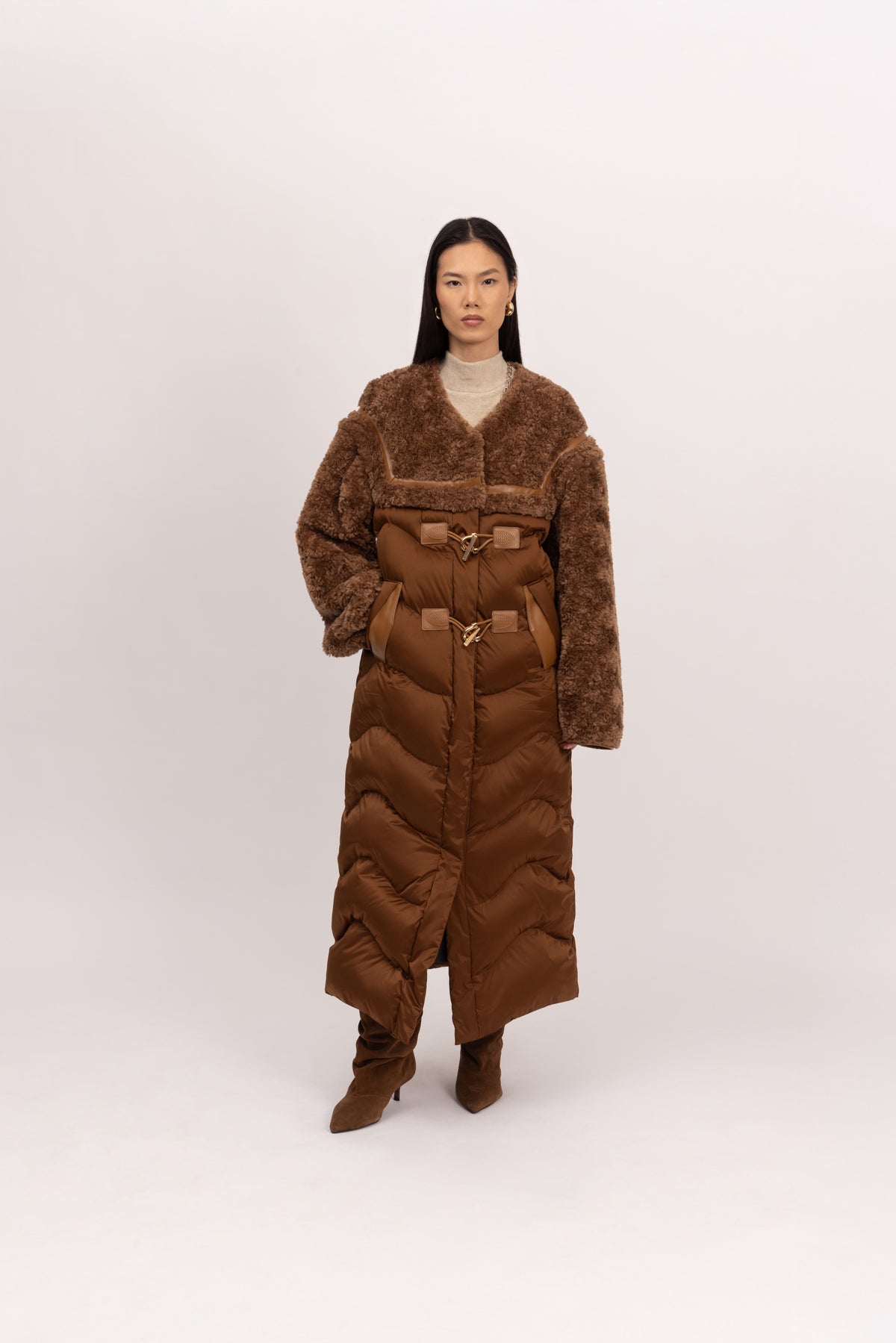 Merino Puffer Longline Gilet in Cinnamon