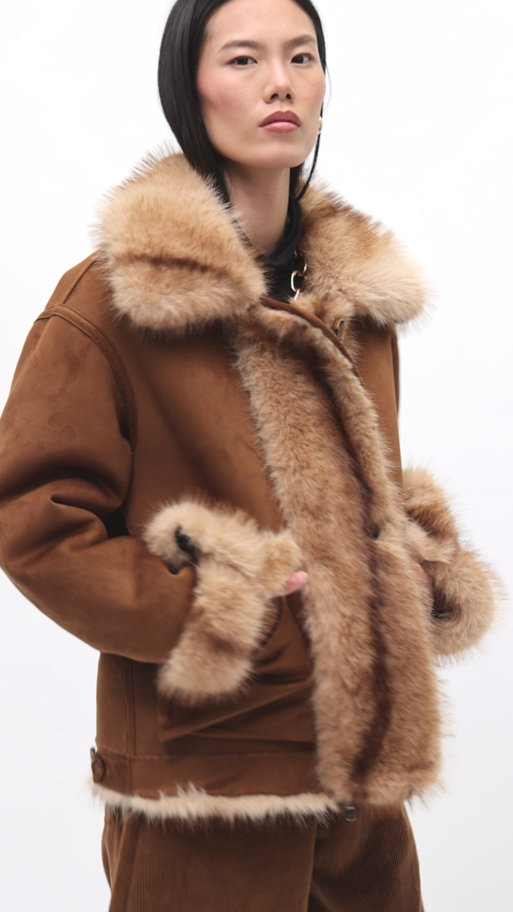 Reversible Bonded Zip Chinchilla in Tan/Multi